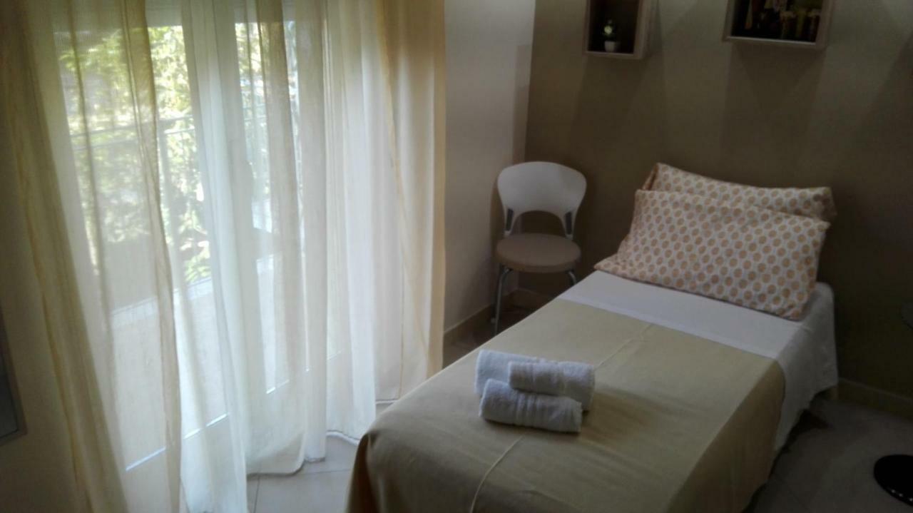 Meridiana B&B Милацо Екстериор снимка