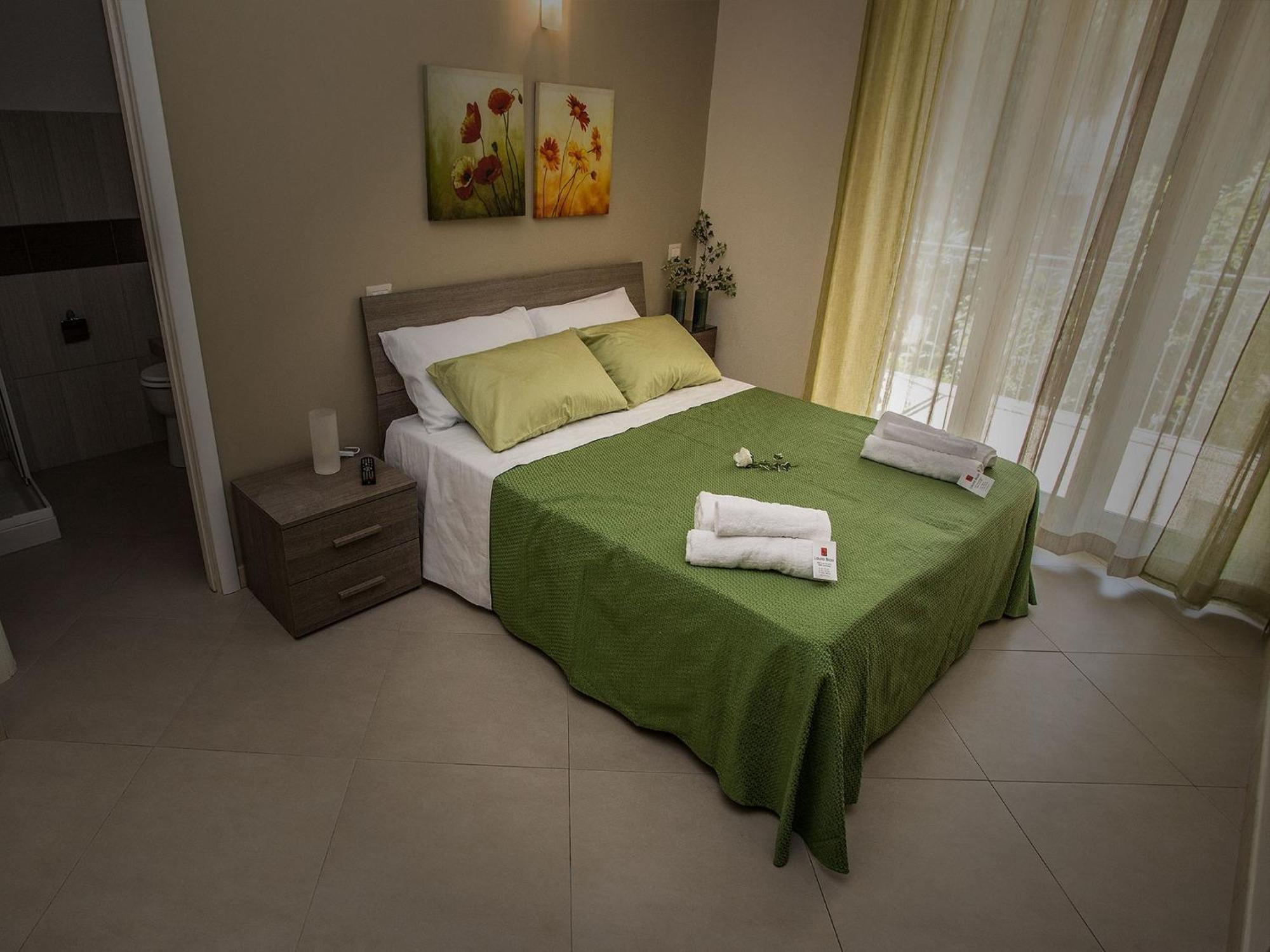 Meridiana B&B Милацо Екстериор снимка